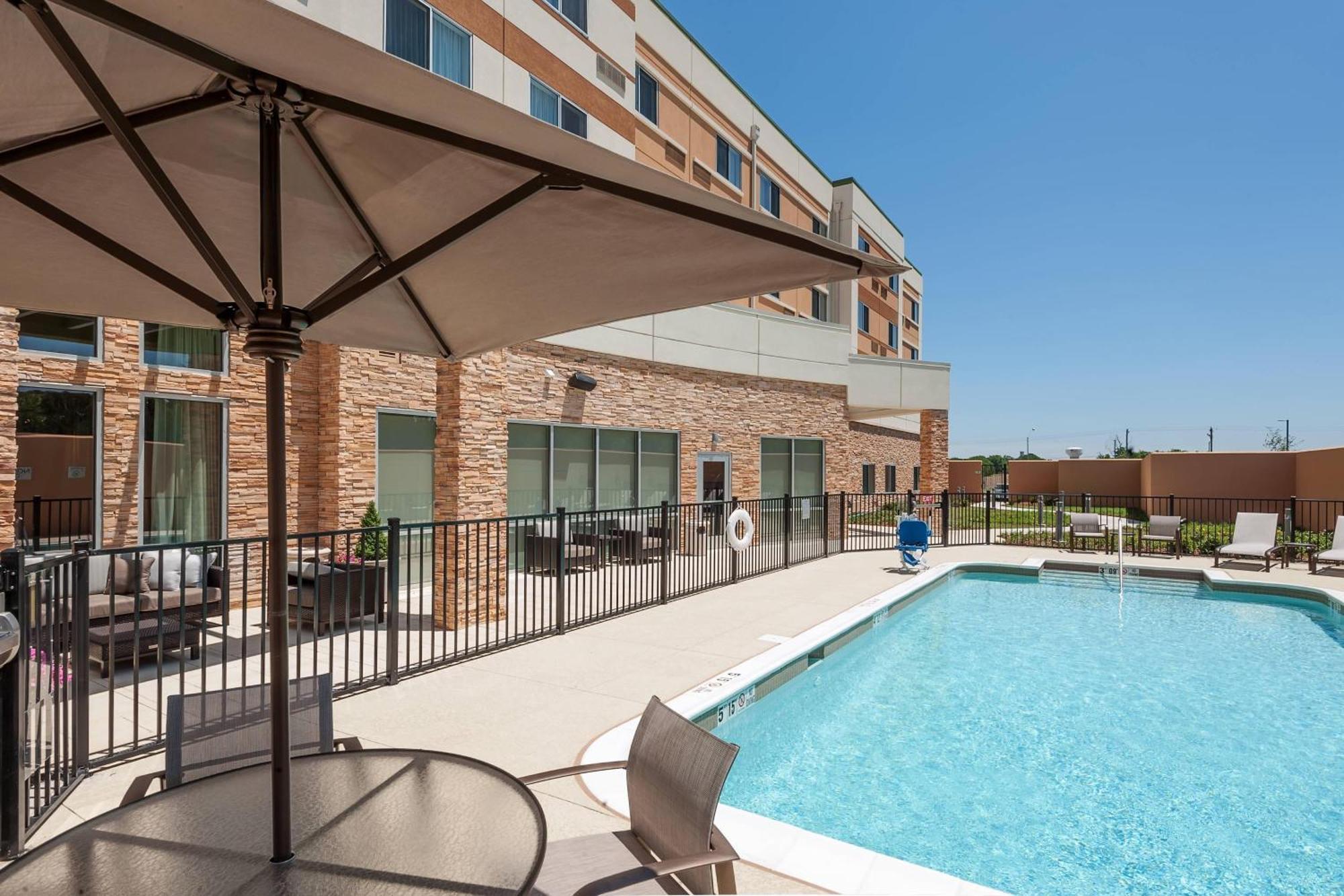 Hotel Courtyard By Marriott